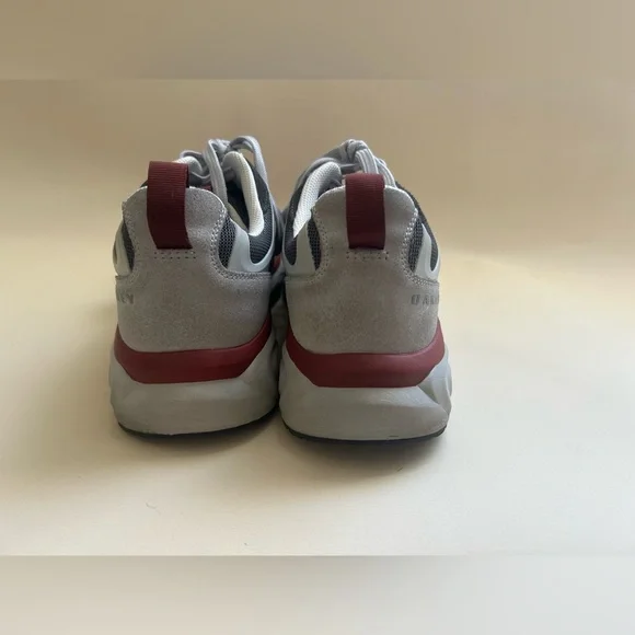 Oakley Men's Gray and Burgundy Sneakers